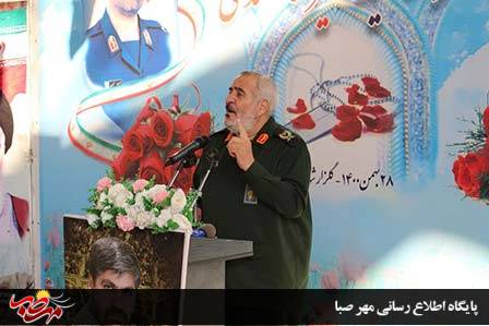 فرمانده قرارگاه منطقه ای عاشورا: امروز هیچ قدرتی قادر به متوقف کردن قطار انقلاب نیست