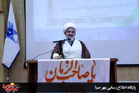 امام جمعه میانه: علم باید دائماً در ذهن هر انسانی باشد و با مطالعه بیشتر به موضوعات مختلف بپردازد
