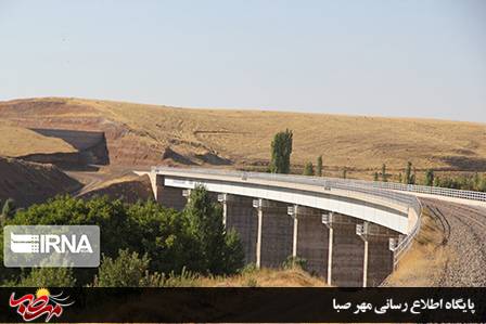 امیدواری به تکمیل خط آهن میانه – تبریز در سفر رییس جمهور