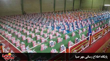 با رمز یا علی بن ابیطالب؛ ۲۱۷۰ بسته معیشتی توسط سپاه میانه در بین نیازمندان توزیع شد