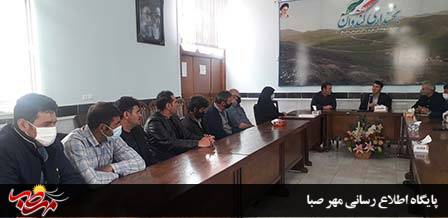 تقدیر و تجلیل بمناسبت روز جهانی کار و کارگر از کارکنان و کارگران زحمتکش خدمات شهری شهرداری ترک