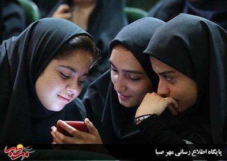 با نوجوان‌ سلبریتی‌ زده‌مان چه کنیم؟