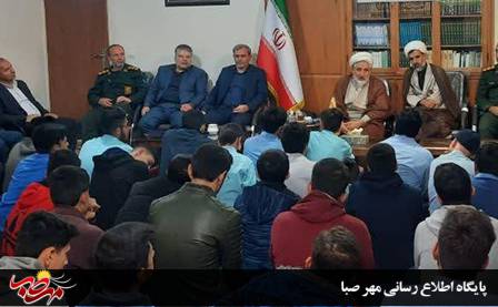 امام جمعه میانه در جمع نخبگان بسیج دانش آموزی: معنویت، پشتکار، شناسایی استعدادها و مطالعه، مهمترین رموز موفقیتند