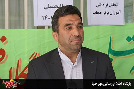 رئیس دانشگاه آزاد اسلامی میانه: معلمان در کشف گنجینه‌های علم و معرفت، هادی و راهنمای ما هستند