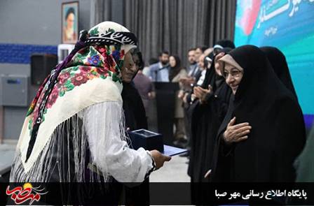 مریم محمدی بعنوان بانوی تاثیرگذار شاخص شهرستان میانه معرفی شد