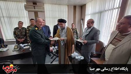 حضور فرماندار در سپاه ناحیه میانه برای تبریک روز پاسدار