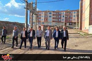 با حضور میدانی فرماندار میانه؛مشکلات مسکن مهر ترکمانچای بررسی شد 2