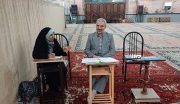 این مرد صلح می خرد