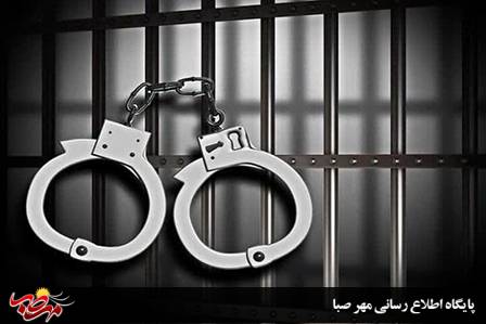 دستبند پلیس میانه بر دستان سارقان