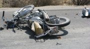 فوت راکب موتورسیکلت سوار در میانه