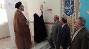 زنگ اقامه نماز در دبیرستان دخترانه فرزانگان نواخته شد