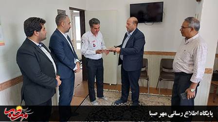 فرماندار میانه با حضور در مرکز اورژانس، این روز را به کارکنان مرکز تبریک گفت