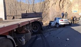۲ فوتی حاصل برخورد خودرو تریلی با پژو ۲۰۶ در جاده میانه به تبریز