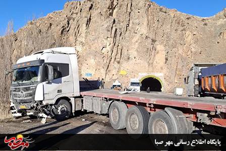 گلایه همشهریان از نبود روشنایی در تونل سلطان احمدلو محور میانه – ترکمانچای