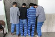 کشف نزدیک به نیم کیلوگرم موادمخدر و دستگیری ۴ خرده فروش مواد مخدر