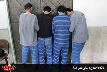 کشف نزدیک به نیم کیلوگرم موادمخدر و دستگیری ۴ خرده فروش مواد مخدر