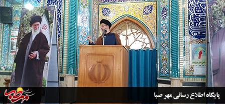 امام جمعه میانه؛ صنعت هسته ای حاصل خون شهداست و هیچکس نمی تواند با مذاکره و جنگ؛ ایران را از آن محروم کند