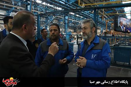 فرماندار ویژه میانه به دیدار کارگران گیربکس سازی میانرو رفت