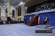 رهبر انقلاب: باید از خدمتگزاران کشور بویژه رئیس جمهور پرکار و پرتلاش حمایت شود