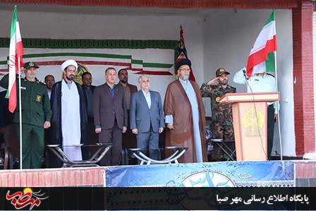 صبحگاه مشترک نیرو‌های مسلح در شهرستان میانه برگزار شد