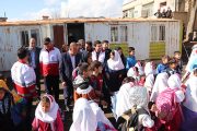 بازدید فرماندار ویژه میانه از اجرای طرح ملی نذر خدمت در روستای دادلو توسط جمعیت هلال احمر