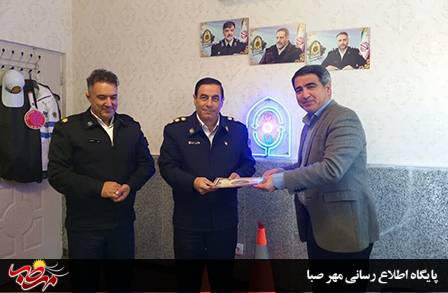 تجلیل رییس اداره بهزیستی شهرستان میانه از پلیس راهور شهرستان