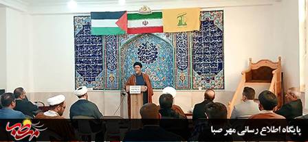 امام جمعه میانه: حوزه و دانشگاه دو بال پیشرفت علمی و فرهنگی کشورند