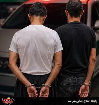 دستگیری دو سارق و دو مالخر با کشف اموال سرقتی محتویات خودرو در میانه