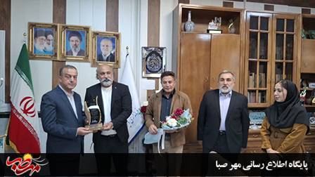 دیدار هنرمندان آموزشگاه سارنگ با فرماندار ویژه میانه